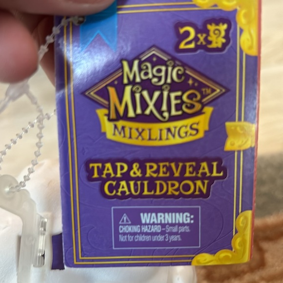 Magic mixies unopened 4 in the set nwt and perfect for Christmas gift giving - Picture 3 of 8